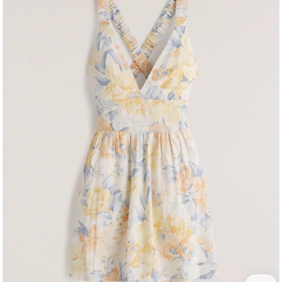 Floral Sleeveless Dress - Yellow and White - Picture 2 of 8